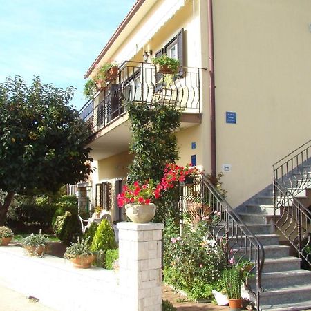 Apartment Complex Orzan Lovrecica Ngoại thất bức ảnh