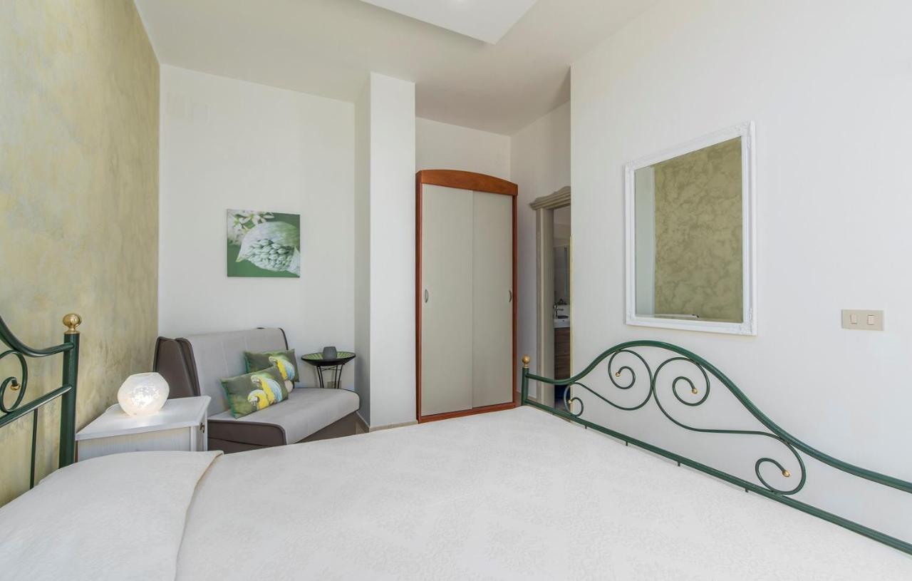 Apartment Complex Orzan Lovrecica Ngoại thất bức ảnh